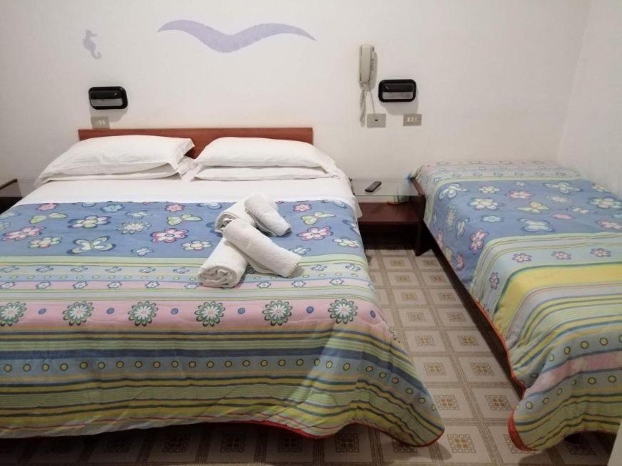 Hotel Criss Rimini Dış mekan fotoğraf